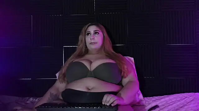 SpicyThic online show from March 11, 2026, 4:23 pm