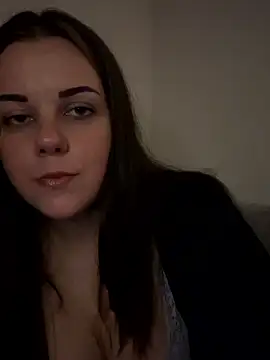 ItsLxsa online show from September 8, 2025, 10:20 pm