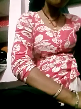 Hot tin74 online show from December 16, 2025, 5:50 pm