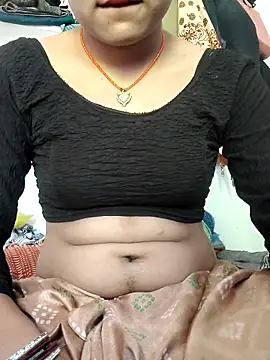 Snapshot of CUTE-003 chatting on October 15, 2025, 8:55 am CUTE-003 online show from October 15, 2025, 8:55 am