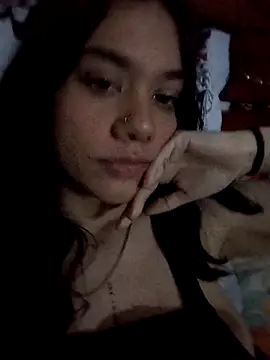 Snapshot of emmii_cute chatting on September 25, 2025, 10:05 pm emmii cute online show from September 25, 2025, 10:05 pm