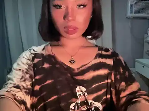 Snapshot of Cataleya_Jonesxxx chatting on November 6, 2025, 5:39 pm Cataleya Jonesxxx online show from November 6, 2025, 5:39 pm