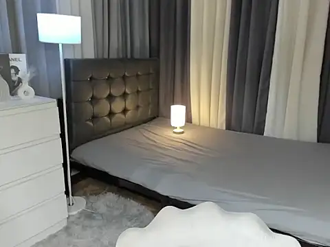 Blaire Samantha online show from October 25, 2025, 8:46 am