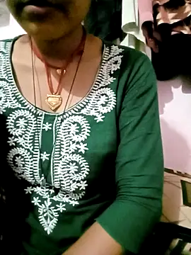 Snapshot of Hot-yuo84 chatting on September 23, 2025, 6:15 pm Hot-yuo84 online show from September 23, 2025, 6:15 pm