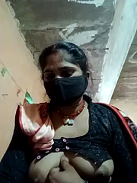 sonaya9y online show from November 18, 2025, 9:12 am