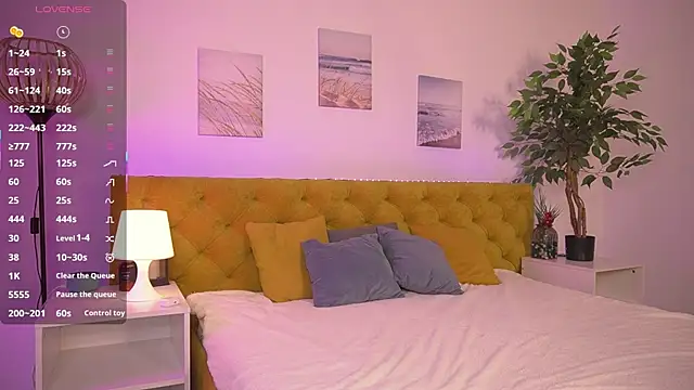 Snapshot of Lisafoxy_ chatting on March 6, 2026, 12:05 am Lisafoxy online show from March 6, 2026, 12:05 am