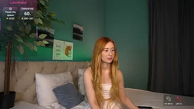 Snapshot of Lisafoxy_ chatting on March 30, 2026, 12:45 am Lisafoxy online show from March 30, 2026, 12:45 am