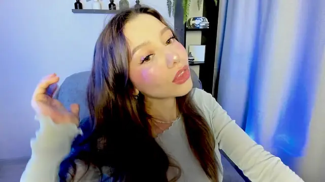 Snapshot of Rad-Ha chatting on May 3, 2026, 9:18 pm Rad-Ha online show from May 3, 2026, 9:18 pm
