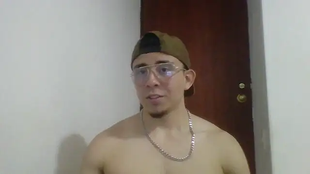 Eross Santy online show from June 17, 2026, 12:21 am