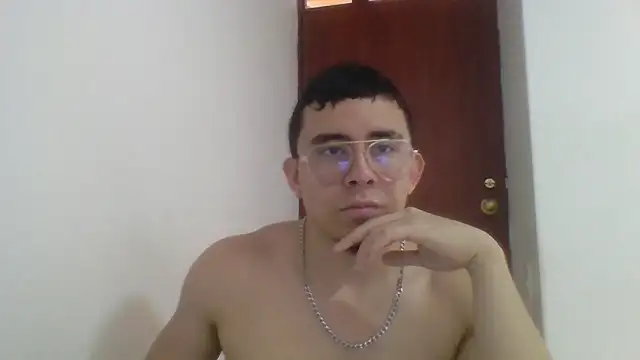Eross Santy online show from June 17, 2026, 3:22 pm