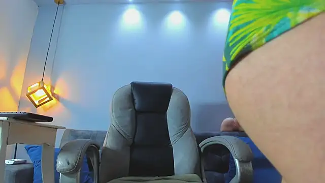 Eross Santy online show from March 26, 2026, 1:42 pm