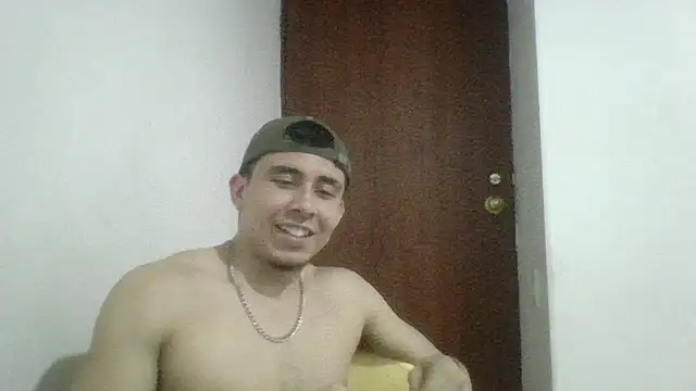 Eross Santy online show from June 18, 2026, 3:27 am