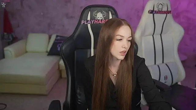 Snapshot of Ella_054 chatting on April 2, 2026, 8:48 pm Ella 054 online show from April 2, 2026, 8:48 pm