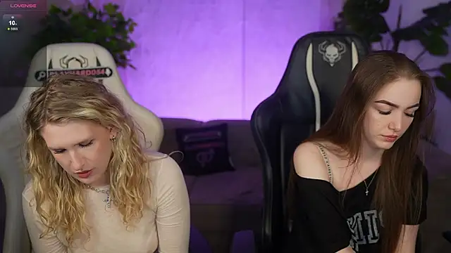 Snapshot of Ella_054 chatting on March 16, 2026, 7:38 pm Ella 054 online show from March 16, 2026, 7:38 pm