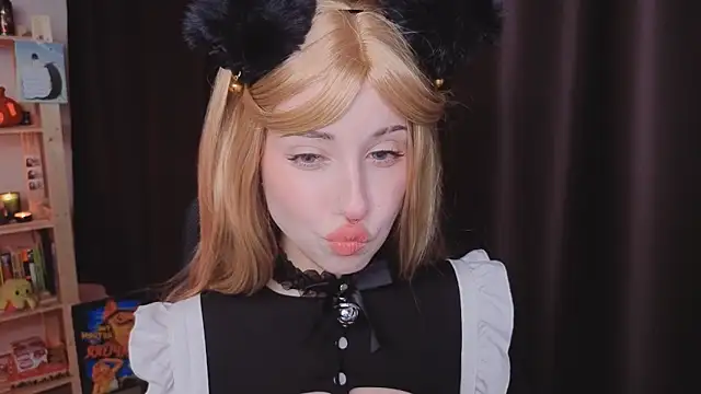 YukiMisa online show from October 21, 2025, 4:50 pm