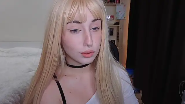 Snapshot of YukiMisa chatting on September 21, 2025, 2:22 pm YukiMisa online show from September 21, 2025, 2:22 pm