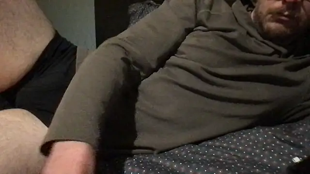 Snapshot of TomieSoichi chatting on November 18, 2025, 8:34 pm TomieSoichi online show from November 18, 2025, 8:34 pm