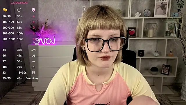 EchoBloom online show from October 18, 2025, 11:01 am