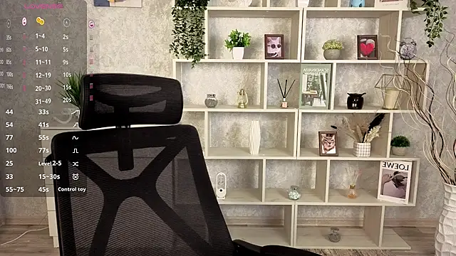 EchoBloom online show from October 28, 2025, 10:36 am