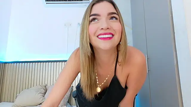 Snapshot of Sammy_Lovee chatting on October 4, 2025, 7:26 pm Sammy Lovee online show from October 4, 2025, 7:26 pm