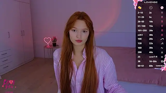 CuteAriel7 online show from September 25, 2025, 3:18 pm