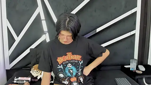 Snapshot of natsumiht chatting on November 23, 2025, 4:55 am natsumiht online show from November 23, 2025, 4:55 am