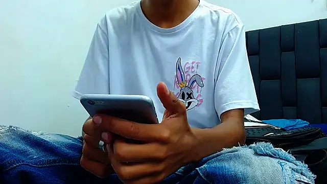 daniel evans69 online show from October 18, 2025, 12:18 pm