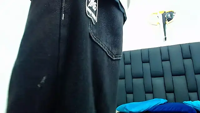 daniel evans69 online show from September 30, 2025, 12:44 pm