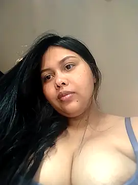 Alessandraa- online show from April 15, 2026, 7:58 pm