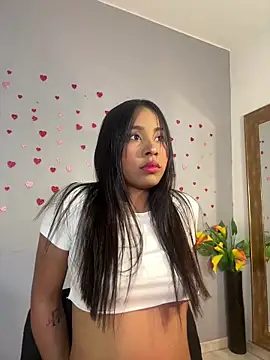 SophieW1 online show from May 25, 2026, 12:26 pm