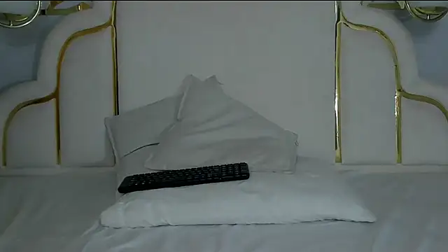 midnightlust vc online show from November 20, 2025, 2:23 am