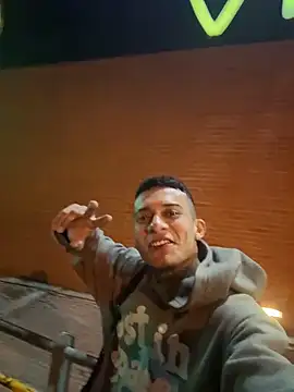 MrJustin  online show from November 19, 2025, 4:45 am