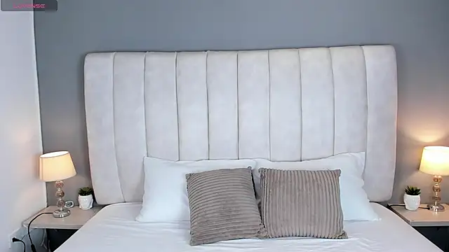 ScarletStarr online show from October 16, 2025, 4:10 am