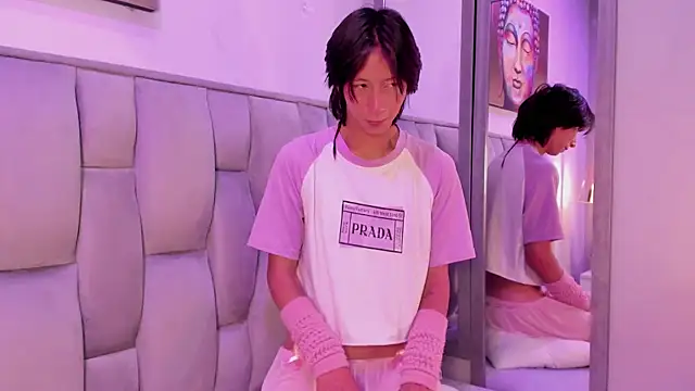 luy star  online show from April 2, 2026, 12:45 pm