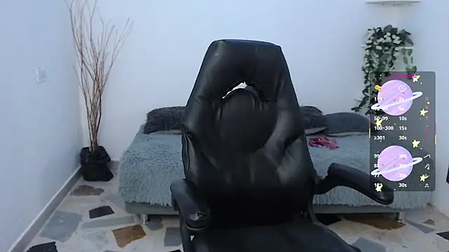 Mariana Poet online show from November 27, 2025, 7:25 pm