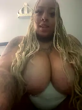 DiamondBlaz3 online show from November 23, 2025, 6:12 am