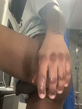 Snapshot of Bryan056_ chatting on April 12, 2026, 6:55 pm Bryan056 online show from April 12, 2026, 6:55 pm