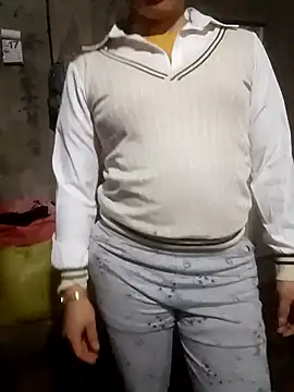 Phuong xxx online show from February 17, 2026, 12:24 pm