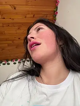 Mia salinass online show from March 6, 2026, 6:14 pm