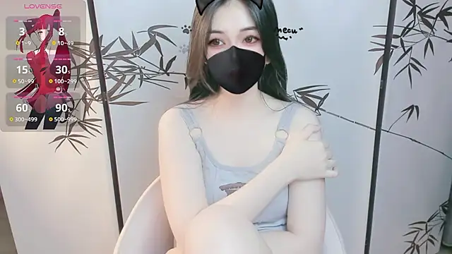 Snapshot of Sparkly_Candy chatting on January 10, 2026, 1:45 am Sparkly Candy online show from January 10, 2026, 1:45 am