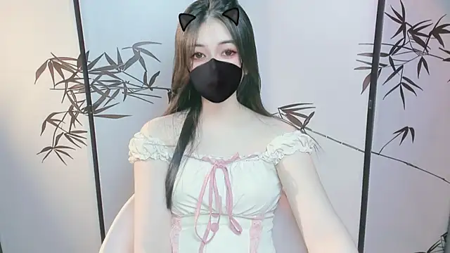 Snapshot of Sparkly_Candy chatting on November 19, 2025, 1:55 pm Sparkly Candy online show from November 19, 2025, 1:55 pm