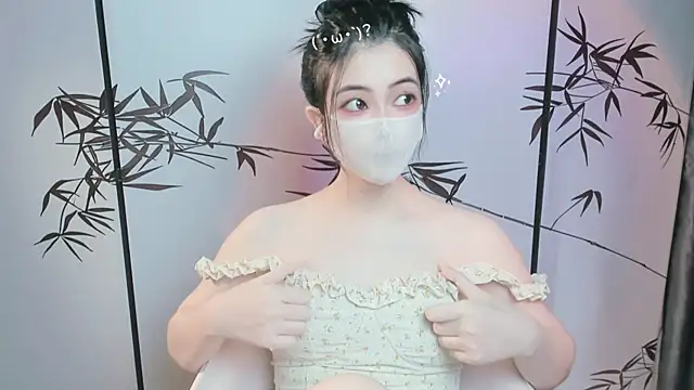 Snapshot of Sparkly_Candy chatting on November 1, 2025, 1:01 am Sparkly Candy online show from November 1, 2025, 1:01 am