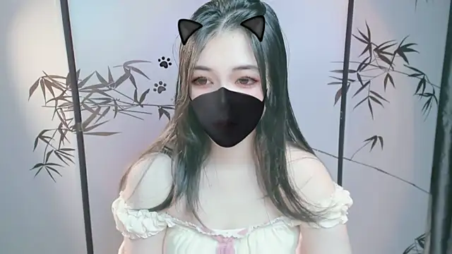 Snapshot of Sparkly_Candy chatting on November 3, 2025, 9:07 pm Sparkly Candy online show from November 3, 2025, 9:07 pm