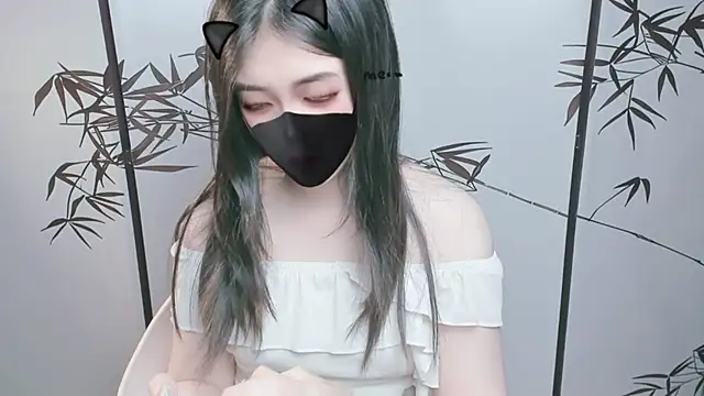 Snapshot of Sparkly_Candy chatting on December 2, 2025, 8:16 am Sparkly Candy online show from December 2, 2025, 8:16 am