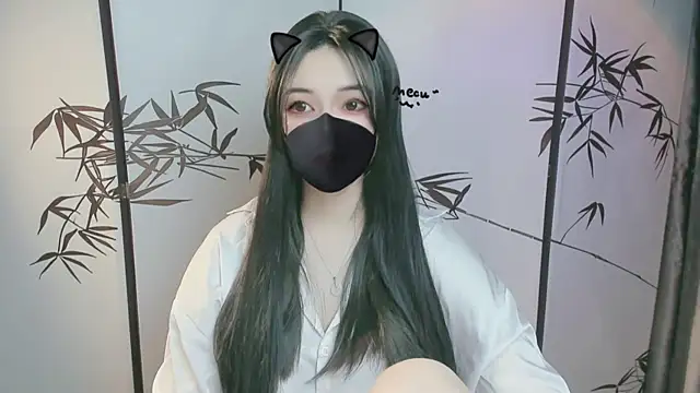 Snapshot of Sparkly_Candy chatting on October 25, 2025, 2:28 pm Sparkly Candy online show from October 25, 2025, 2:28 pm