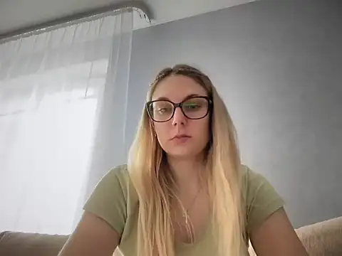 NikexPretty online show from March 20, 2026, 12:50 pm