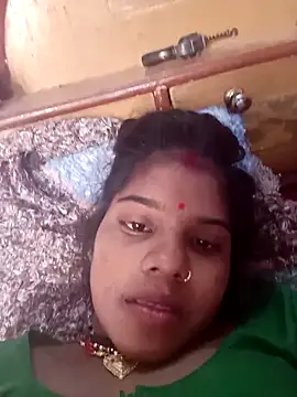 BoldAlia89 online show from November 17, 2025, 8:40 am