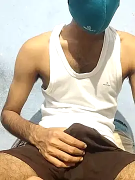 Snapshot of GirlsCrush_ chatting on September 9, 2025, 6:39 pm GirlsCrush  online show from September 9, 2025, 6:39 pm