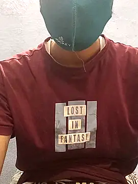 Snapshot of GirlsCrush_ chatting on September 21, 2025, 8:08 am GirlsCrush  online show from September 21, 2025, 8:08 am