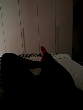 BabyLeopard online show from October 18, 2025, 10:28 am